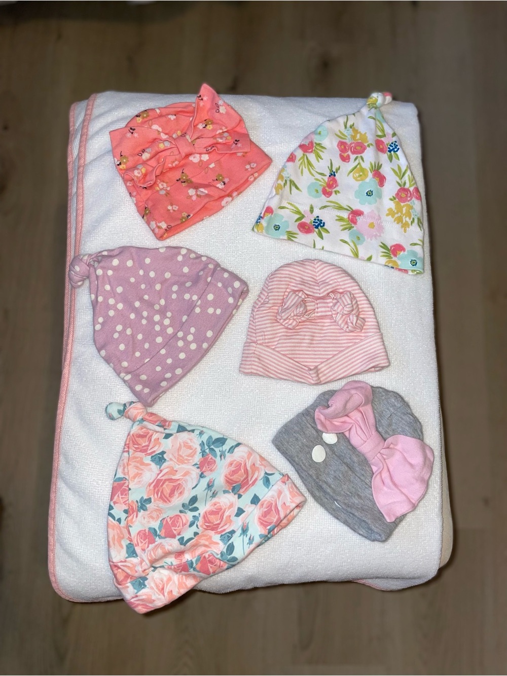 Baby Girl Floral & Pink Knot Hats Set (6 hats)